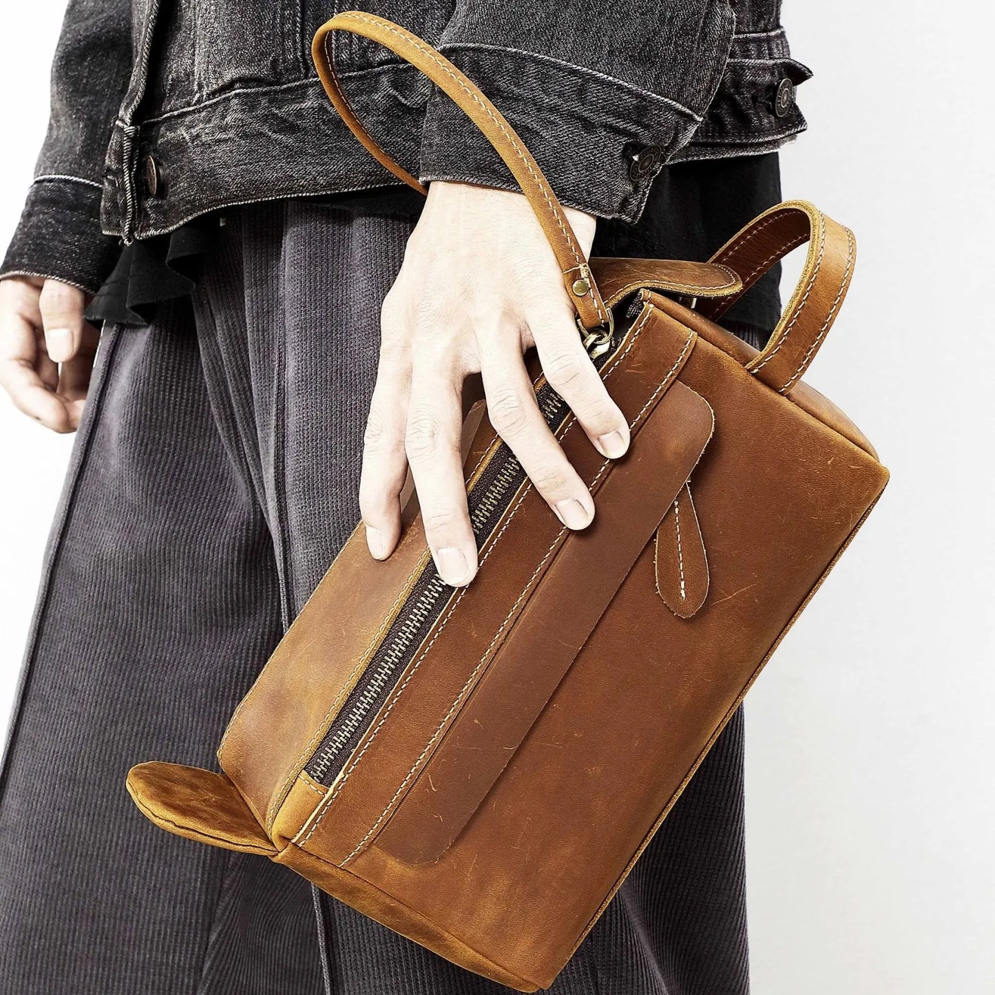 Saddle – Leather Toiletry Bag