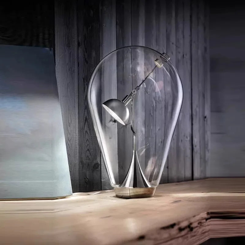 Lumencrest – Table Lamp