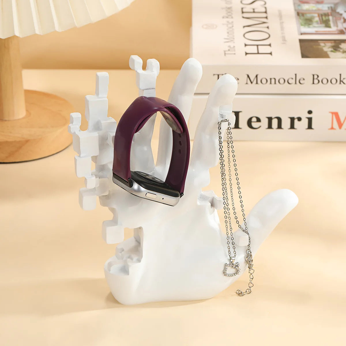 Fragmented Reach – Sculpture Hand