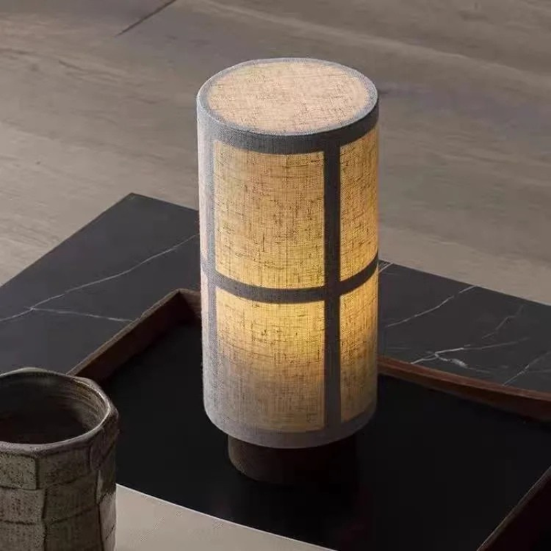 Yamaray – Table Lamp